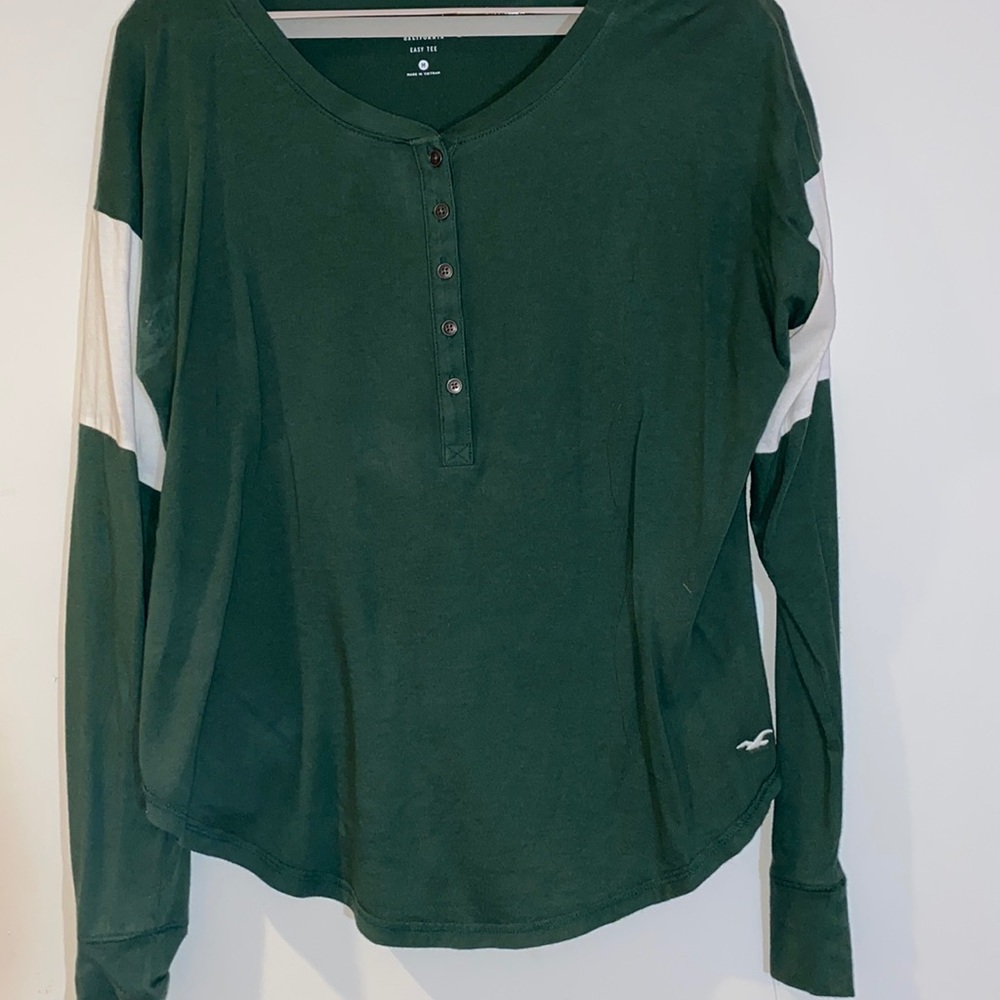 cute hollister colorblock long sleeves tee
